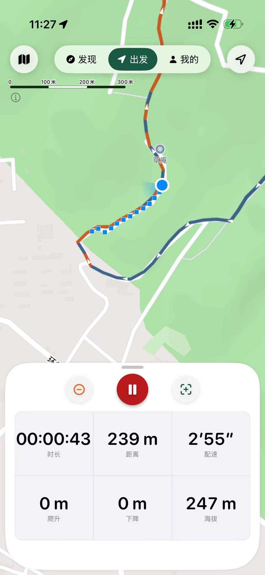 循迹过程中底部面板展示时长、距离、配速、爬升、下降和海拔